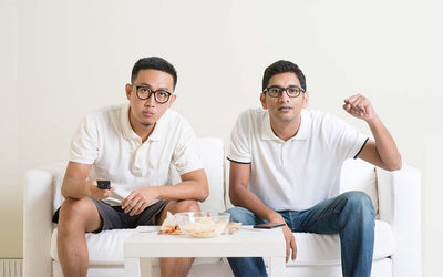 Friends on couch frequent flyer lifestyle